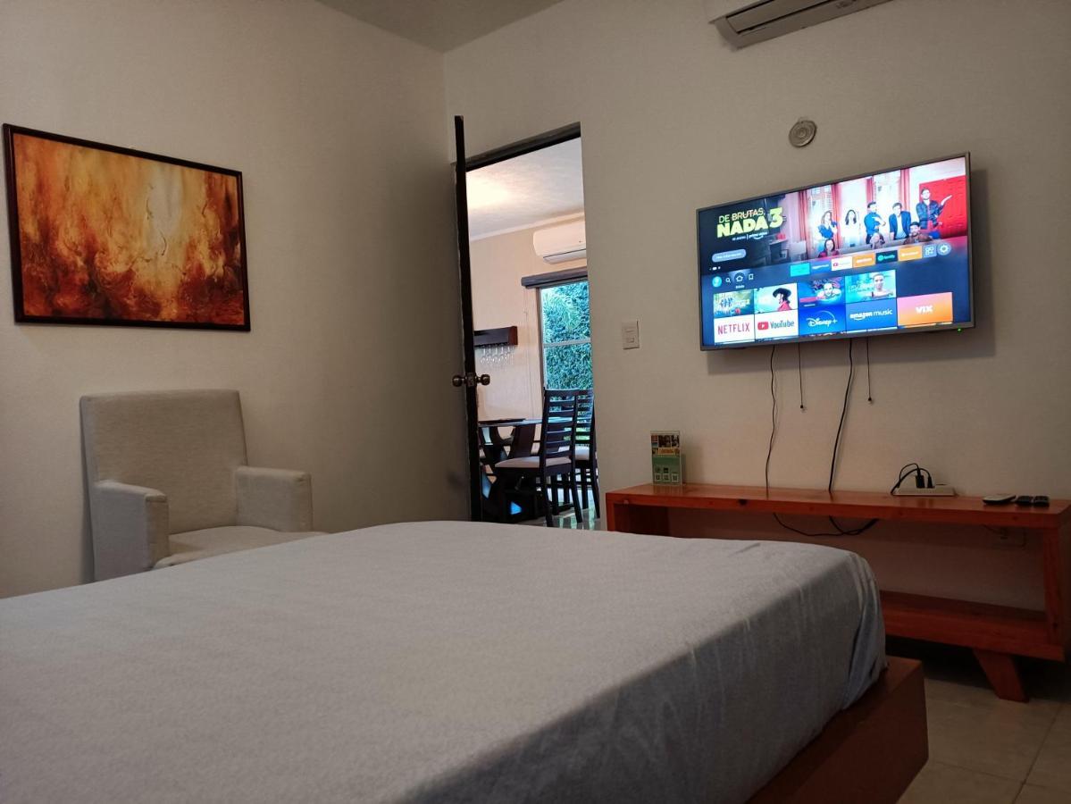메리다 Casa Hector, Con Jacuzzi, Cerca Del Foro Gnp. 빌라 외부 사진
