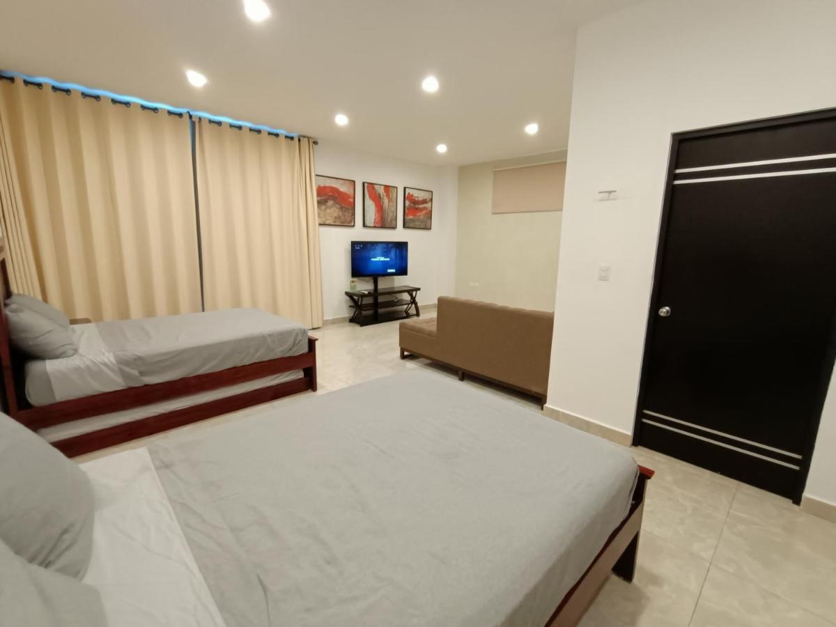 메리다 Casa Hector, Con Jacuzzi, Cerca Del Foro Gnp. 빌라 외부 사진