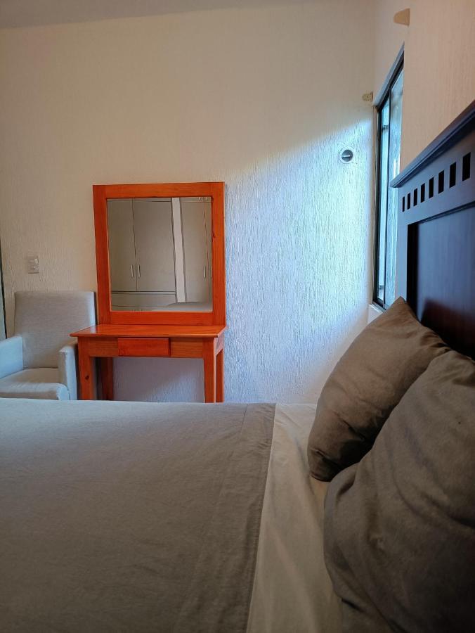 메리다 Casa Hector, Con Jacuzzi, Cerca Del Foro Gnp. 빌라 외부 사진